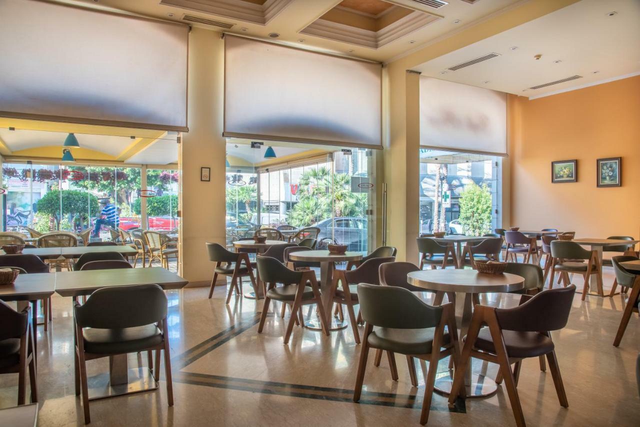 Madisson Hotel Džunija Exteriér fotografie