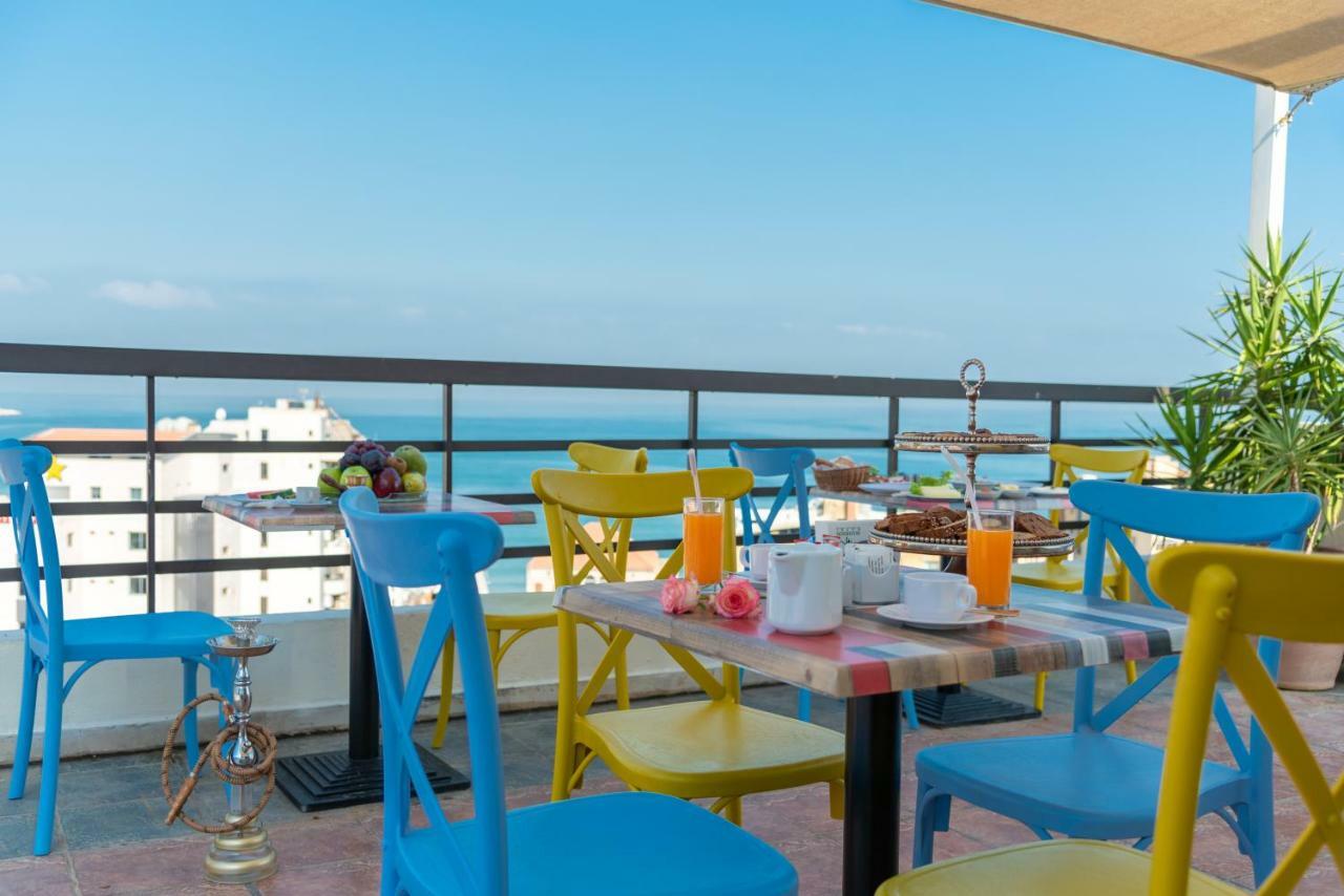 Madisson Hotel Džunija Exteriér fotografie